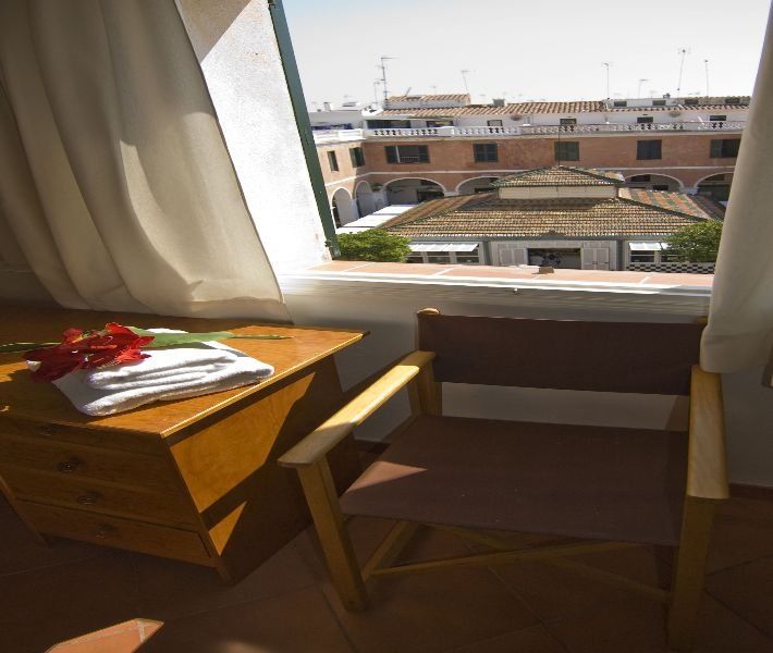 Grupoandria El Claustre De Ciutadella - Hospederia Hostel ภายนอก รูปภาพ